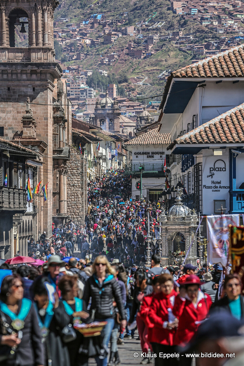 Peru (879)